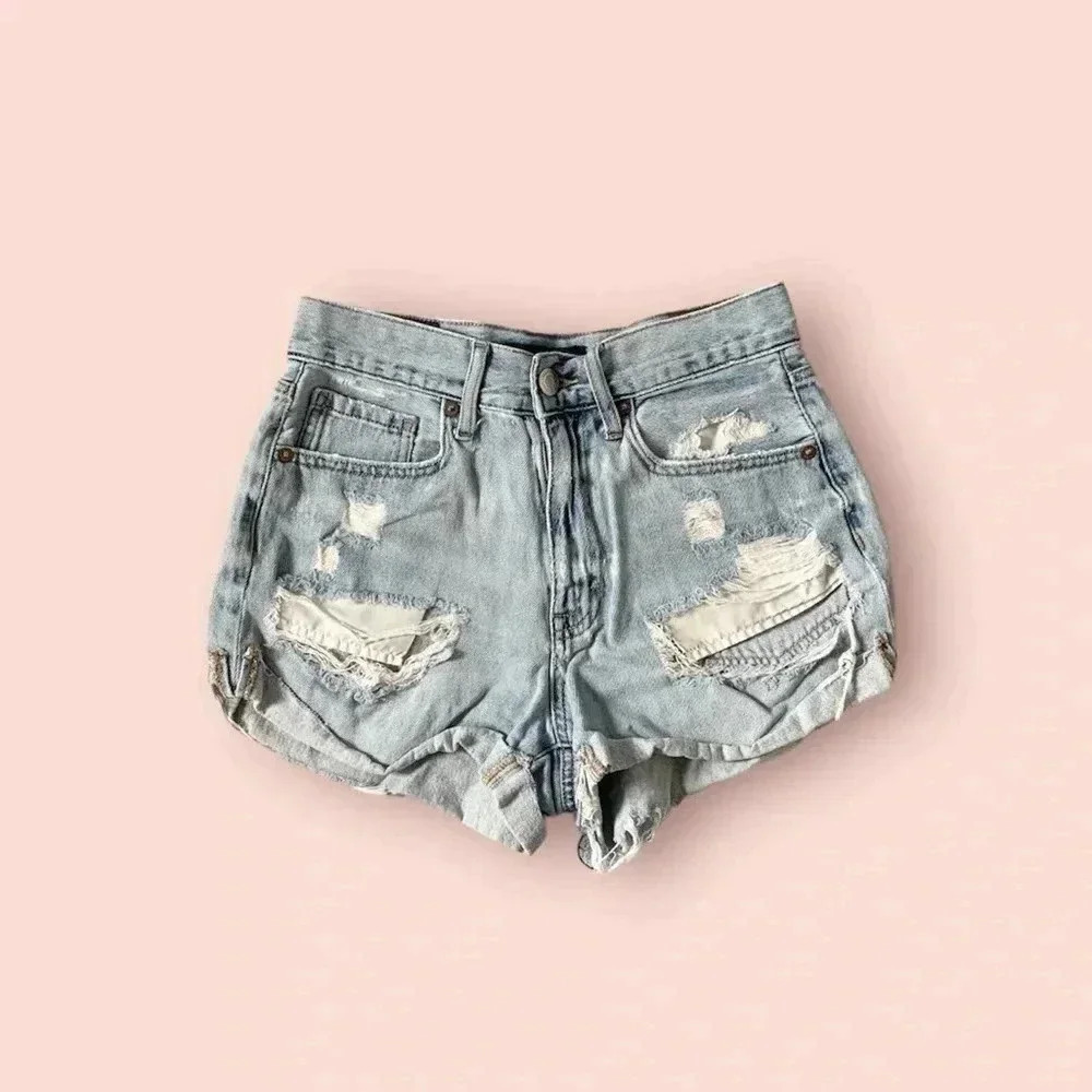 Aeropostale mom short distressed denim shorts